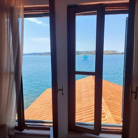 Ferahi Evler Hotel Ayvalik