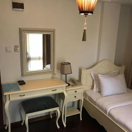 Ferahi Evler Hotel Ayvalik