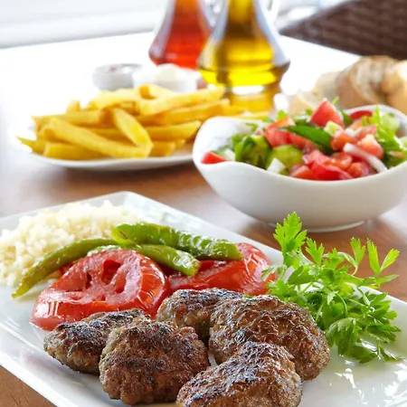 Hotel Ferahi Evler Ayvalı